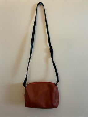 Minimalist Rust Brown Crossbody with Black Strap